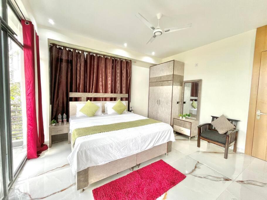 Host Jatin Kasauli Crest 7O1827O7O3 Appartement Buitenkant foto
